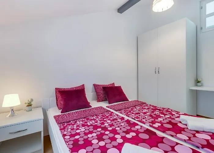 Meer Διαμέρισμα